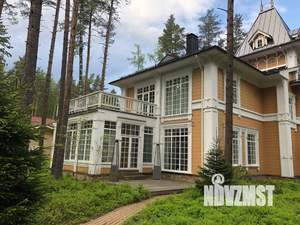 Коттедж 503м², 2-этажный, участок 25 сот.  