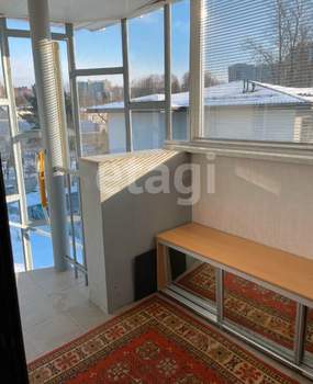 Дом 475м², 3-этажный, участок 17 сот.  