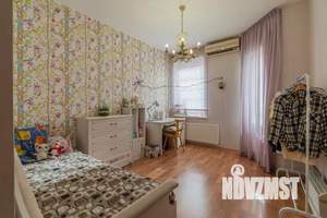 Таунхаус 165м², 3-этажный, участок 1 сот.  