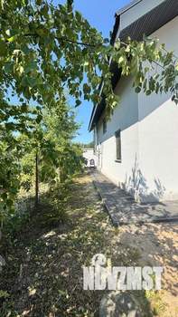 Дом 198м², 2-этажный, участок 6 сот.  