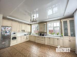 Коттедж 292м², 2-этажный, участок 12 сот.  