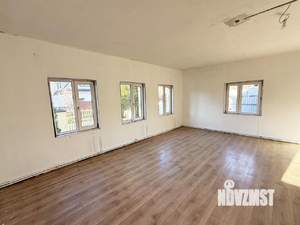 Коттедж 243м², 2-этажный, участок 10 сот.  