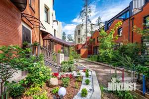 Коттедж 262м², 3-этажный, участок 2 сот.  