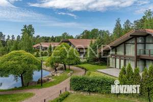 Дом 640м&sup2;, 3-этажный, участок 17 сот.  