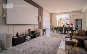 Дом 404м&sup2;, 3-этажный, участок 6 сот.  