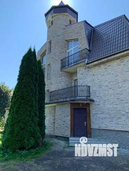 Дом 443м², 3-этажный, участок 12 сот.  