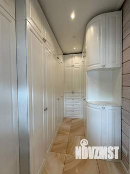 Дом 320м², 2-этажный, участок 9 сот.  