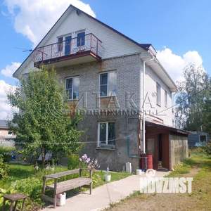 Дом 195м², 3-этажный, участок 15 сот.  