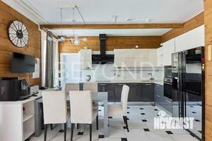 Дом 456м², 2-этажный, участок 40 сот.  