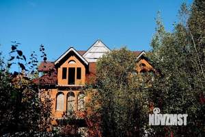 Дом 980м&sup2;, 4-этажный, участок 12 сот.  