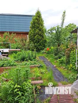 Дом 180м², 2-этажный, участок 4 сот.  