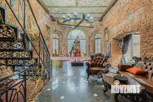 Дом 350м², 2-этажный, участок 270 сот.  