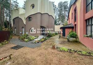 Дом 151м², 3-этажный, участок 2 сот.  