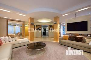 Коттедж 440м², 2-этажный, участок 188 сот.  