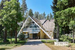 Дом 456м², 2-этажный, участок 40 сот.  