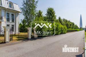 Дом 315м², 3-этажный, участок 14 сот.  
