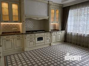 Таунхаус 230м², 3-этажный, участок 3 сот.  