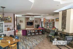 Дом 624м², 2-этажный, участок 17 сот.  