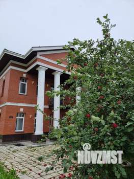 Дом 238м&sup2;, 3-этажный, участок 12 сот.  