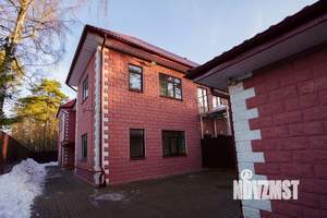 Дом 740м², 2-этажный, участок 14 сот.  