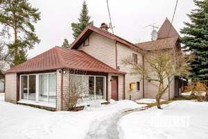 Коттедж 180м², 2-этажный, участок 14 сот.  