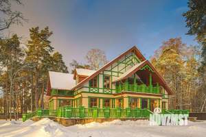 Дом 710м², 3-этажный, участок 50 сот.  