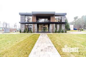 Дом 655м&sup2;, 2-этажный, участок 25 сот.  