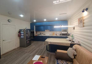 Дом 250м², 2-этажный, участок 11 сот.  