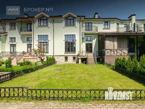 Таунхаус 224м², 3-этажный, участок 2 сот.  