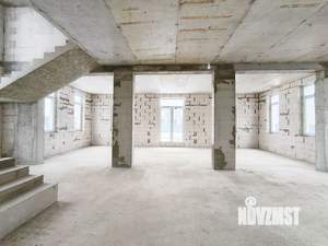 Дом 420м², 2-этажный, участок 14 сот.  