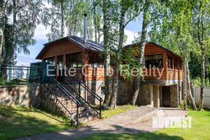 Коттедж 350м&sup2;, 2-этажный, участок 22 сот.  