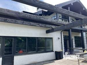 Коттедж 378м², 2-этажный, участок 15 сот.  