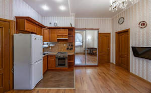 Дом 400м², 2-этажный, участок 20 сот.  