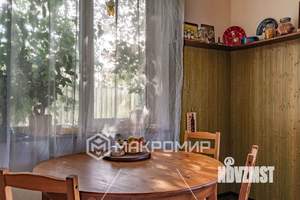 Дом 180м², 2-этажный, участок 10 сот.  