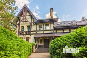 Коттедж 380м², 3-этажный, участок 18 сот.  