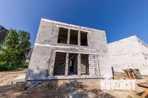 Коттедж 210м², 3-этажный, участок 4 сот.  