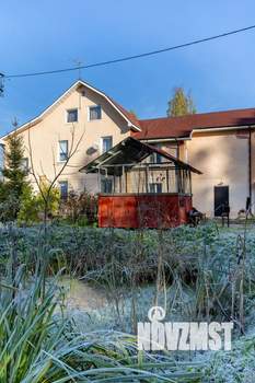 Дом 357м², 3-этажный, участок 19 сот.  