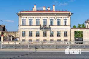 Дом 1713м², 2-этажный, участок 29 сот.  
