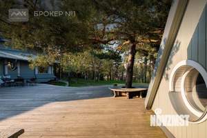 Коттедж 700м², 2-этажный, участок 50 сот.  