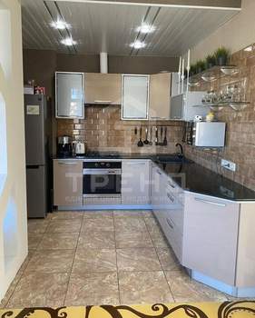 Дом 100м², 2-этажный, участок 9 сот.  