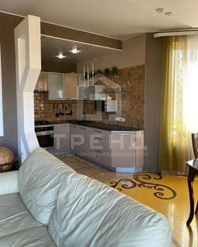 Дом 100м², 2-этажный, участок 9 сот.  