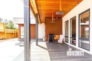 Коттедж 260м², 2-этажный, участок 10 сот.  