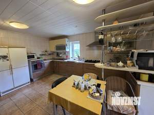 Дом 324м&sup2;, 3-этажный, участок 8 сот.  