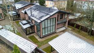 Дом 235м², 2-этажный, участок 9 сот.  