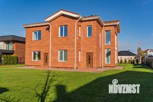 Дом 411м², 2-этажный, участок 12 сот.  