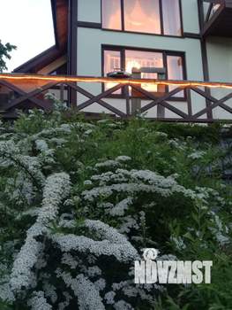 Дом 130м&sup2;, 2-этажный, участок 10 сот.  