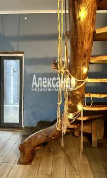 Дом 180м², 2-этажный, участок 6 сот.  