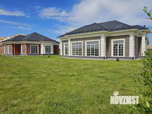 Коттедж 267м², 2-этажный, участок 14 сот.  