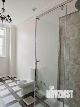 Коттедж 275м², 2-этажный, участок 11 сот.  