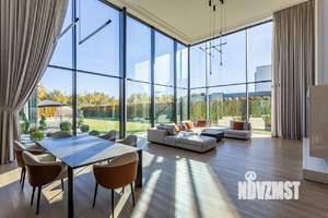 Дом 500м², 2-этажный, участок 23 сот.  